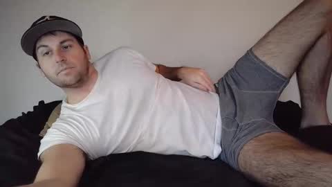 Snapshot of theetwohander chatting on 01.10.26 Theetwohander online show from 01.10.26