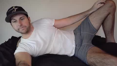 Snapshot of theetwohander chatting on 01.11.26 Theetwohander online show from 01.11.26