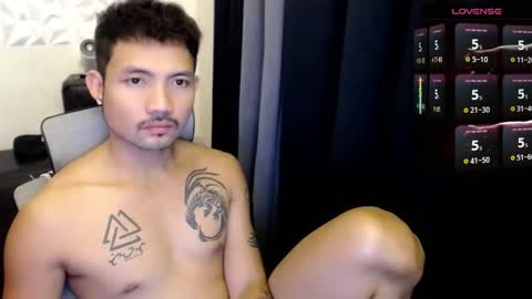 Snapshot of thefriskyasian chatting on 09.24.25 Jaycee online show from 09.24.25