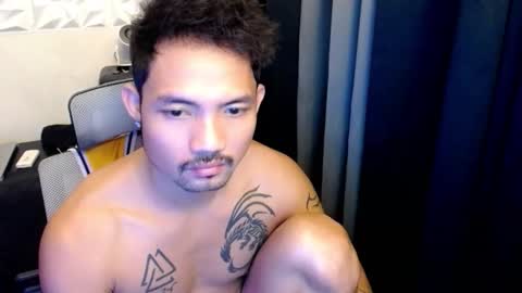 Snapshot of thefriskyasian chatting on 09.25.25 Jaycee online show from 09.25.25