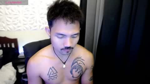 Snapshot of thefriskyasian chatting on 10.24.25 Jaycee online show from 10.24.25