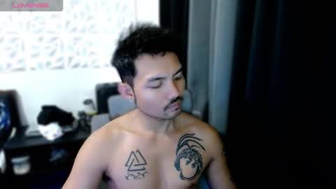 Snapshot of thefriskyasian chatting on 10.31.25 Jaycee online show from 10.31.25