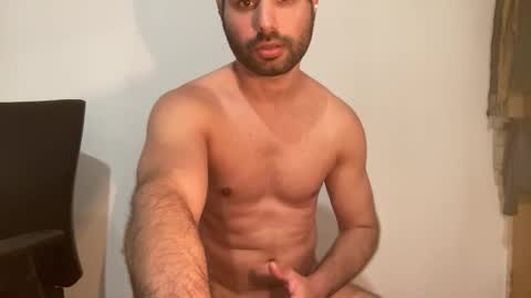 Snapshot of thefundudexxxx chatting on 05.16.26 thefundudexxxx online show from 05.16.26