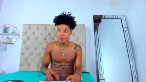 the gloryus ebony online show from 01.28.25