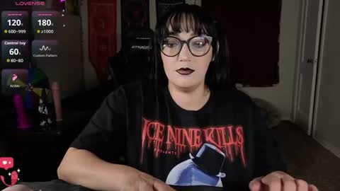 Snapshot of thegothmilf chatting on 08.07.26 TheGothMilf online show from 08.07.26