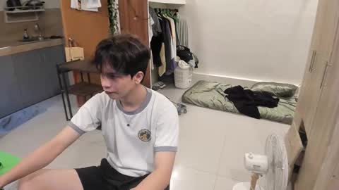 Snapshot of thegreenmagus chatting on 10.21.25 Green online show from 10.21.25