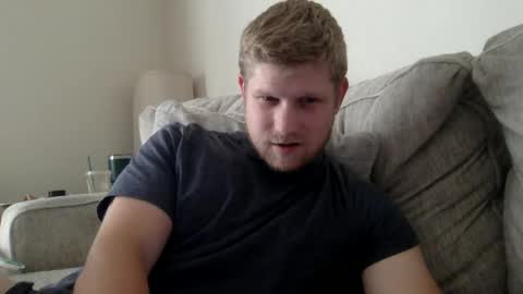 Snapshot of thehairyprince chatting on 09.18.25 Harry online show from 09.18.25