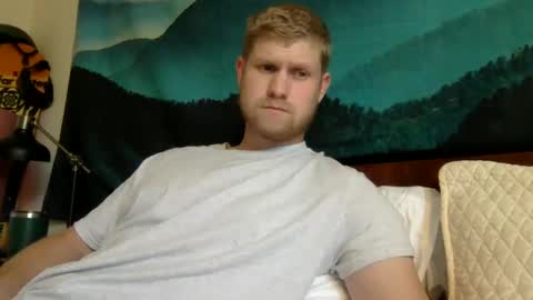 Snapshot of thehairyprince chatting on 09.27.25 Harry online show from 09.27.25