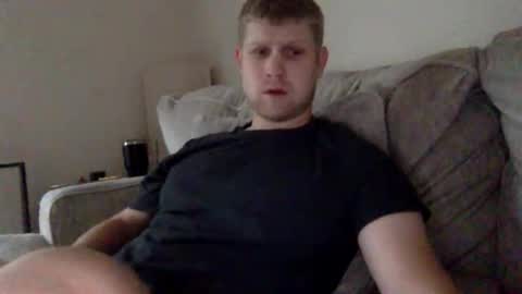 Snapshot of thehairyprince chatting on 10.30.25 Harry online show from 10.30.25