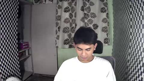 Xerxis online show from 12.05.24