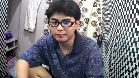 Xerxis online show from 01.08.25