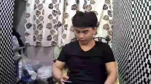 Xerxis online show from 02.01.25