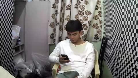 Xerxis online show from 02.06.25