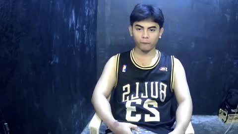 Xerxis online show from 02.08.25