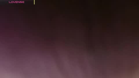 Snapshot of theia_moon_ chatting on 10.18.25 Theia online show from 10.18.25