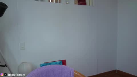 Iris online show from 04.16.26