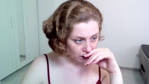 Ella online show from 12.20.24