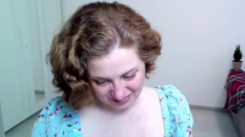 Ella online show from 01.06.25