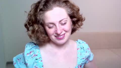 Ella online show from 03.05.25