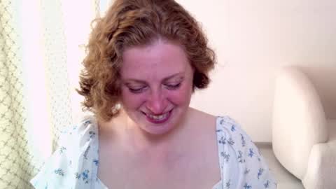 Ella online show from 09.15.25