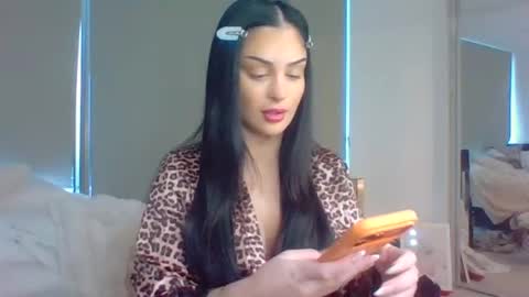 Snapshot of theleilaxo chatting on 06.18.26 Hopeee online show from 06.18.26