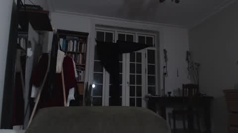 Maddi...   online show from 02.12.26