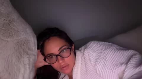 Snapshot of theman350454 chatting on 11.02.25 Lovepu7584 online show from 11.02.25