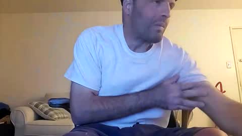 Snapshot of themann18951pa chatting on 06.03.26 The420 online show from 06.03.26