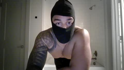 Snapshot of themaskedbull chatting on 07.10.26 Themaskedbull online show from 07.10.26