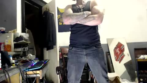 Snapshot of themechanic_ chatting on 02.09.25 sledge online show from 02.09.25