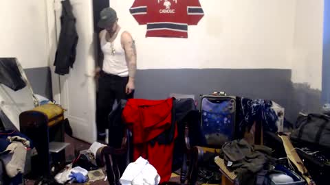 Snapshot of themechanic_ chatting on 03.05.25 sledge online show from 03.05.25