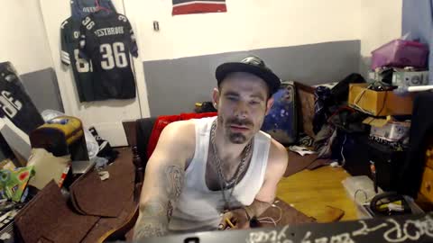 Snapshot of themechanic_ chatting on 03.07.25 sledge online show from 03.07.25