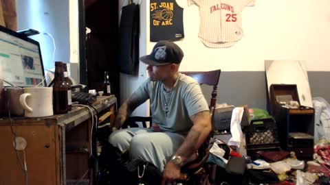 Snapshot of themechanic_ chatting on 10.08.25 sledge online show from 10.08.25