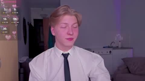 Snapshot of themikesever chatting on 11.16.25 Sever online show from 11.16.25