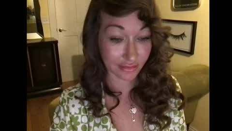 Snapshot of themrsnelson chatting on 10.25.25 Cach Nelson online show from 10.25.25