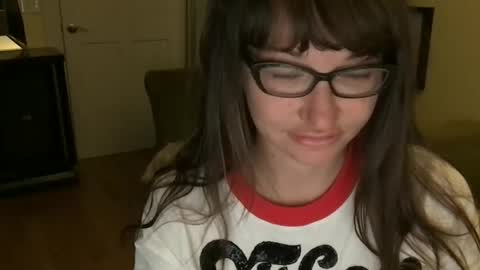 Snapshot of themrsnelson chatting on 11.06.25 Cach Nelson online show from 11.06.25