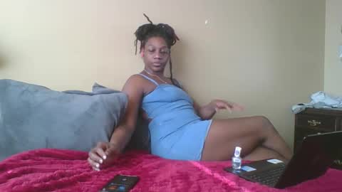 Snapshot of thenaturalgoddess chatting on 12.20.24 TheNaturalGoddess online show from 12.20.24