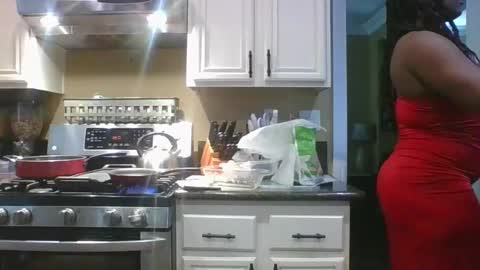 Snapshot of thenaturalgoddess chatting on 01.06.25 TheNaturalGoddess online show from 01.06.25