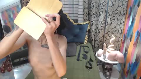 Snapshot of thenchantressduo69 chatting on 02.13.25 Anne online show from 02.13.25