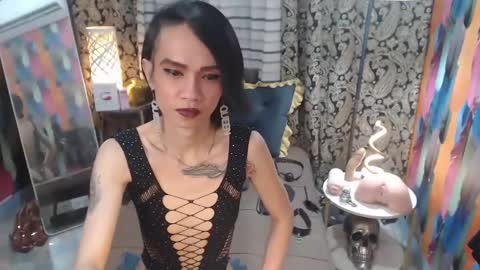 Snapshot of thenchantressduo69 chatting on 02.17.25 Anne online show from 02.17.25