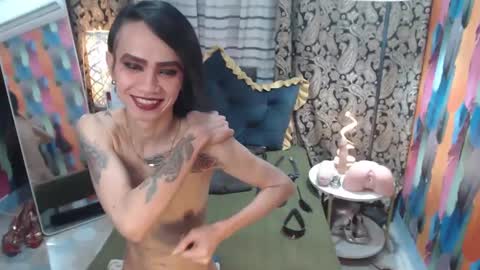 Snapshot of thenchantressduo69 chatting on 03.07.25 Anne online show from 03.07.25