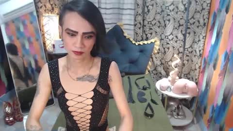 Snapshot of thenchantressduo69 chatting on 03.08.25 Anne online show from 03.08.25