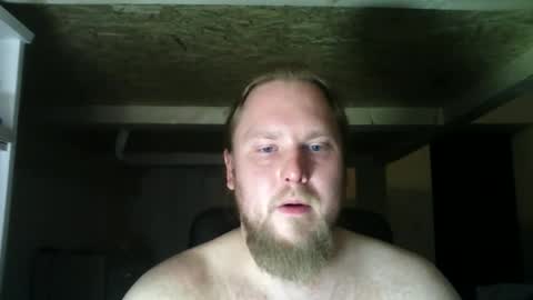 thenewdude1992 online show from 02.14.25