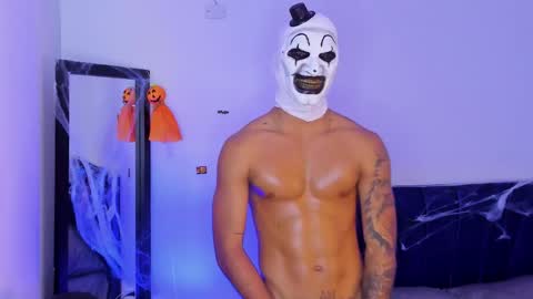 Theo Sky online show from 10.31.25