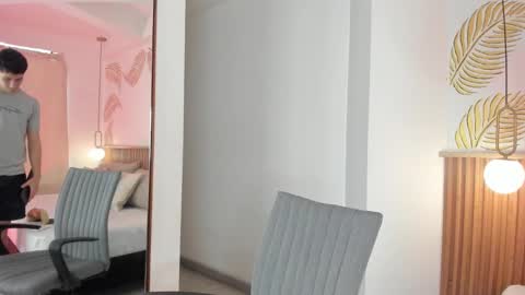 Snapshot of theohawke_ chatting on 12.13.24 THEO- MATEO online show from 12.13.24