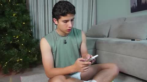  THEO- MATEO  online show from 12.04.25