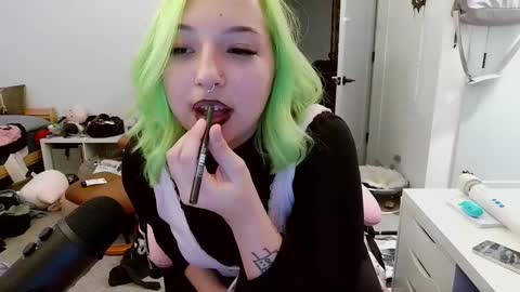 Olivia Nyx online show from 01.03.25