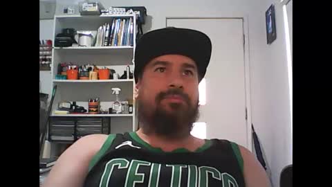 Snapshot of theozbeardguy chatting on 01.19.25 aussiebeard online show from 01.19.25