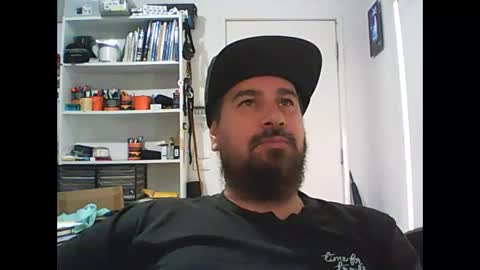 Snapshot of theozbeardguy chatting on 02.05.25 aussiebeard online show from 02.05.25