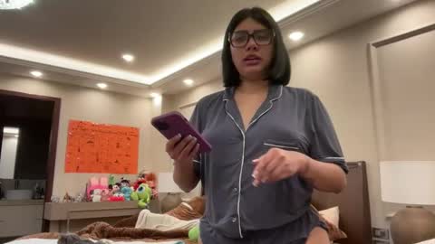 Snapshot of therealcamilabaddie chatting on 10.07.25 therealcamilabaddie online show from 10.07.25